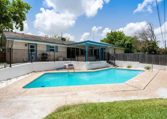 The Breezy Blue View With Hot Tub And Pool