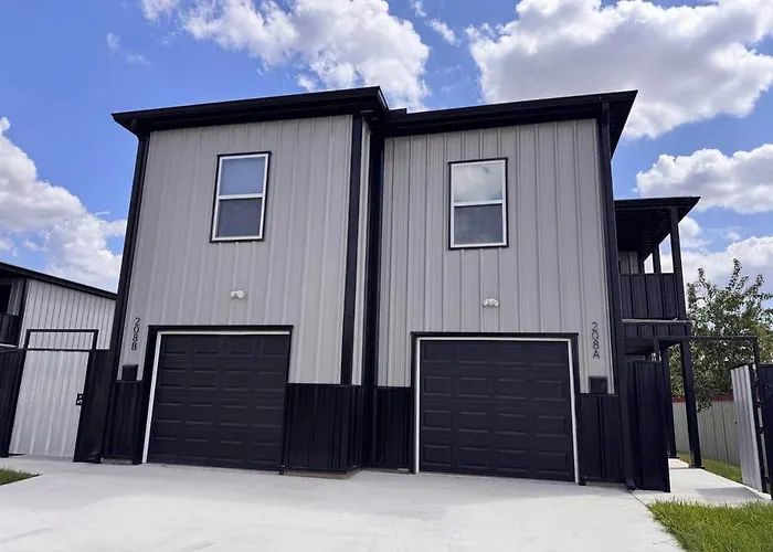 Fort Haven B: Gateway To Fort Cavazos And Killeen