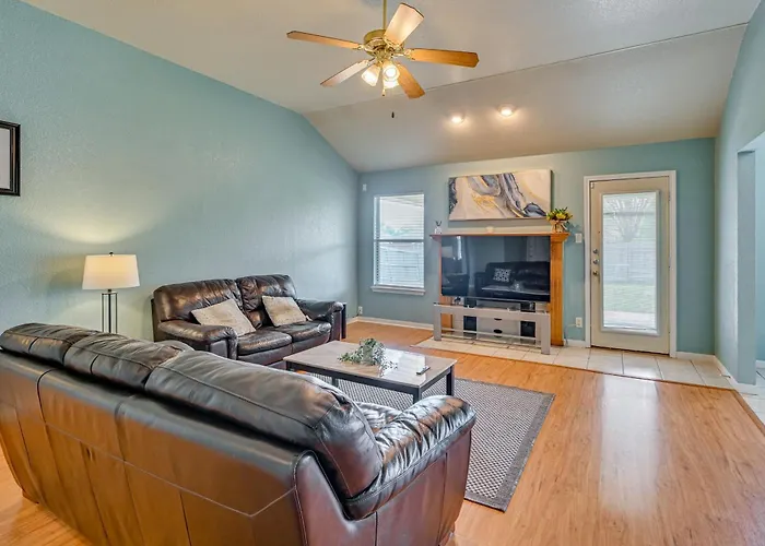 8 Mi To Fort Hood! Family Home W/ Patio & Yard