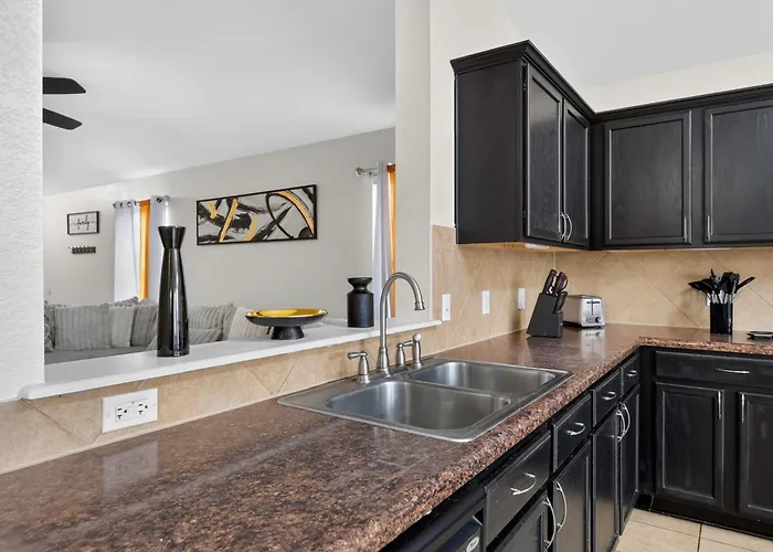 New! Spacious 3Br Retreat Near Fort Hood - Killeen