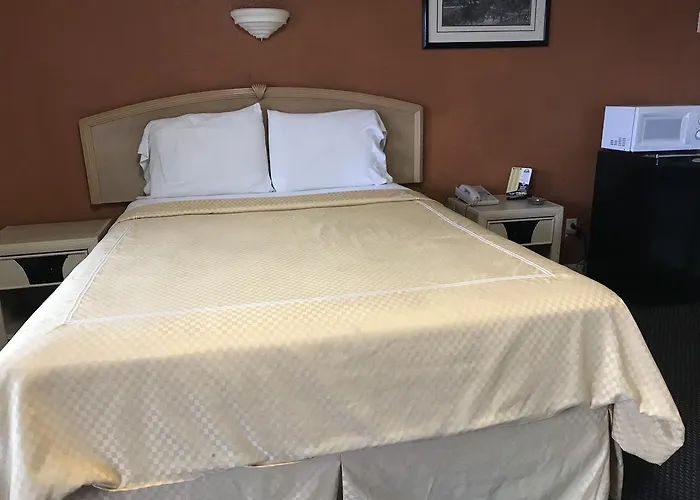 Sunrise Inn