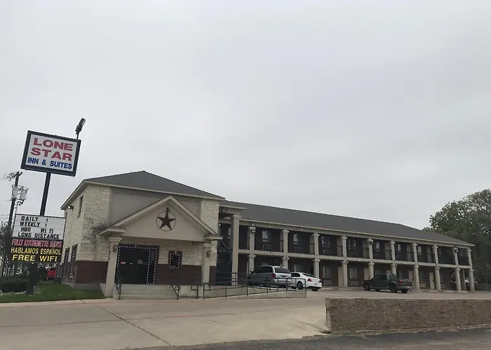 Lone Star Inn & Suites